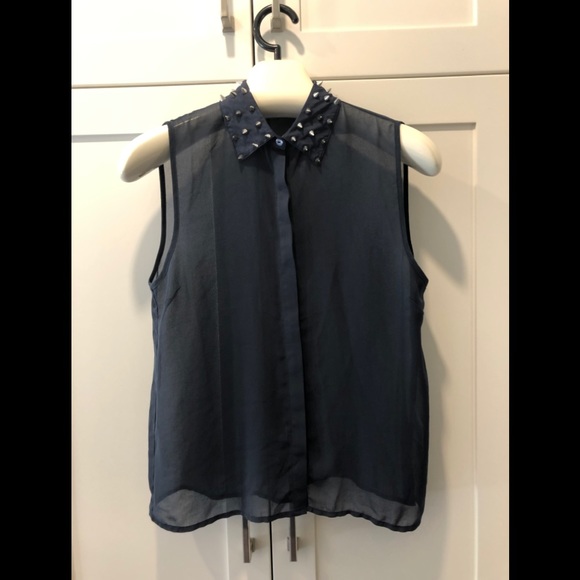 Sheer sleeveless blouse with studs on collar - Picture 2 of 4